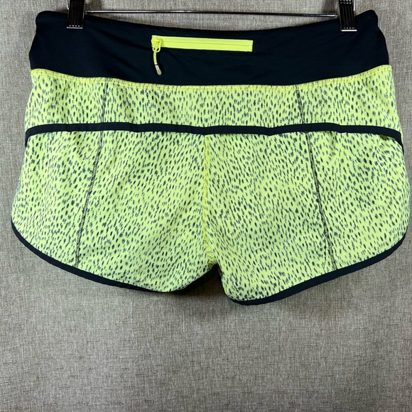 Lululemon Speed Shorts - Dottie Dash Clarity Yellow - Picture 3 of 6